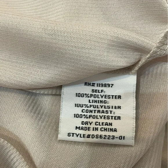 Flowy 19 Cooper Off‎ The Shoulder Dress - Picture 5 of 6